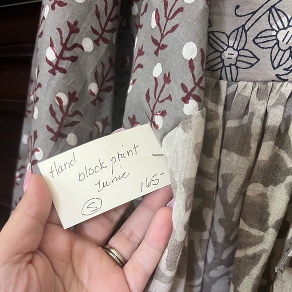 Tancredi & Morgen S, Handmade Block Print Tunic - Picture 7 of 9
